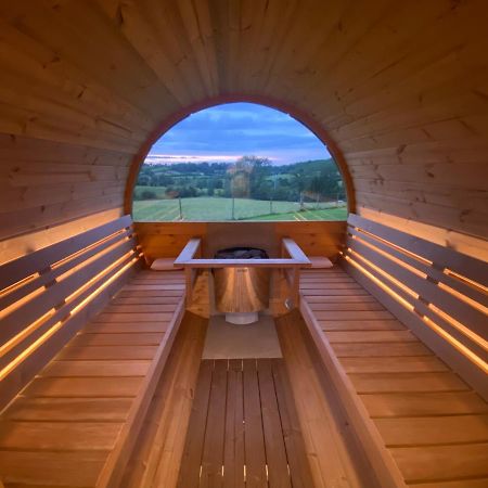 Sleeps 12 Hot Tub Sauna Cinema Pets Welcome 恩尼斯基林 外观 照片
