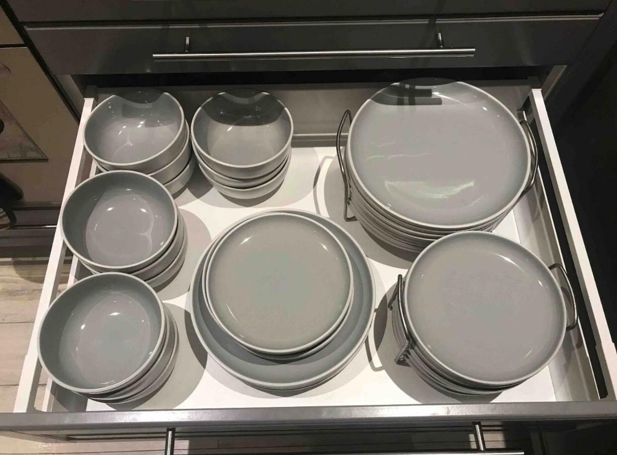 Sleeps 12 Hot Tub Sauna Cinema Pets Welcome 恩尼斯基林 外观 照片