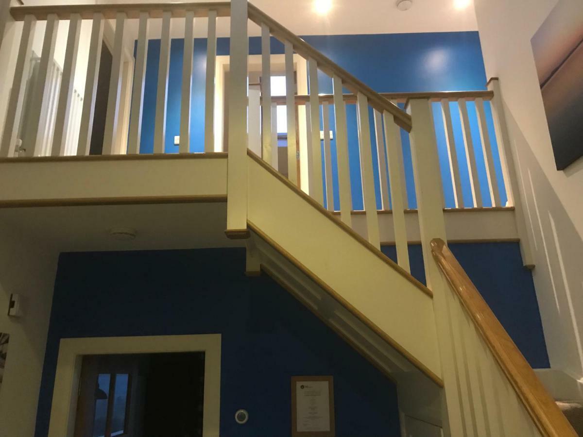 Sleeps 12 Hot Tub Sauna Cinema Pets Welcome 恩尼斯基林 外观 照片
