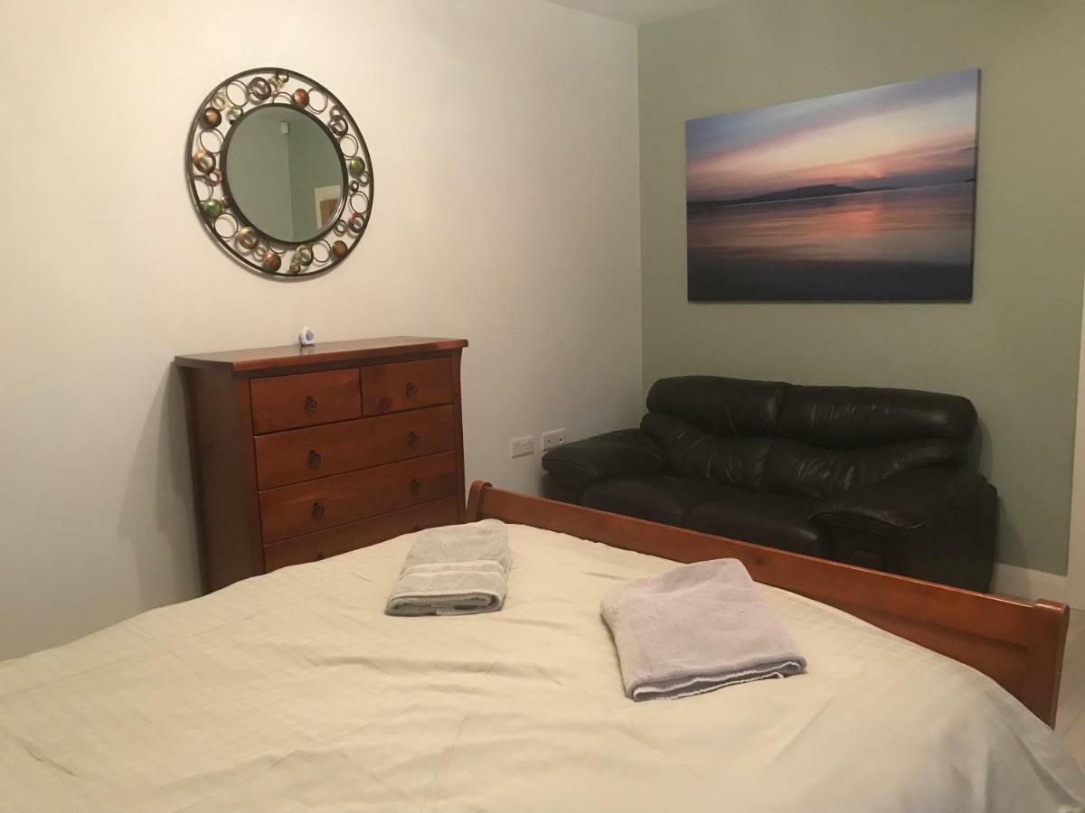 Sleeps 12 Hot Tub Sauna Cinema Pets Welcome 恩尼斯基林 外观 照片